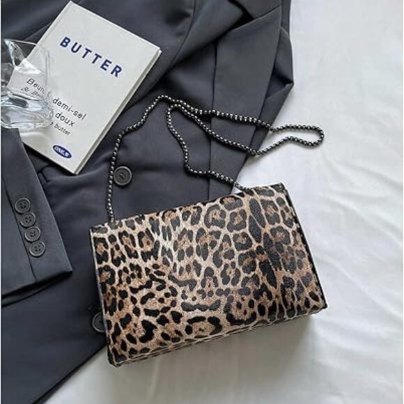 Neiman Marcus Leopard Print Metal Buckle  Chain Shoulder Bag - Picture 4 of 5